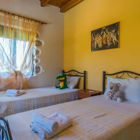 Vicina - In Platanias And 4min By The Vila