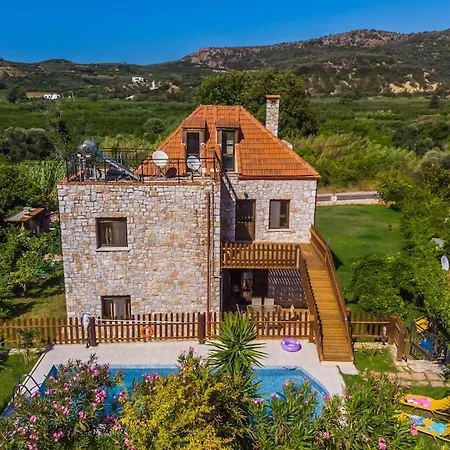 Vila Vicina - In Platanias And 4min By The *