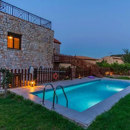 Vila Vicina - In Platanias And 4min By The