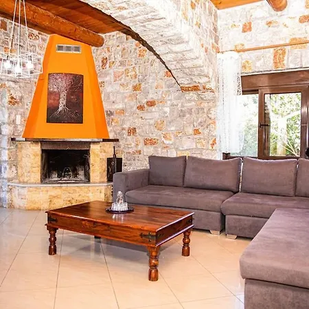 Vicina - In Platanias And 4min By The Chania (Crete)