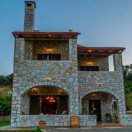Villa Vicina - In Platanias And 4min By The