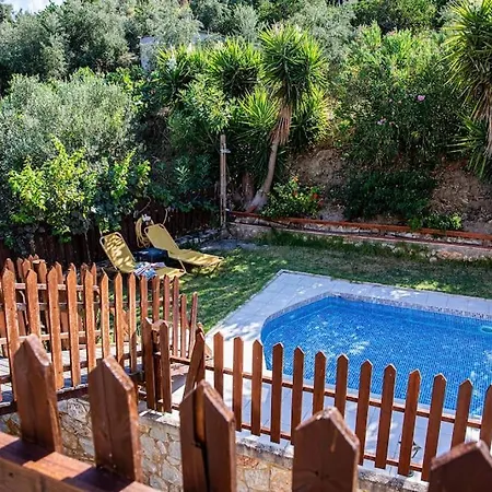 Vicina - In Platanias And 4min By The Villa